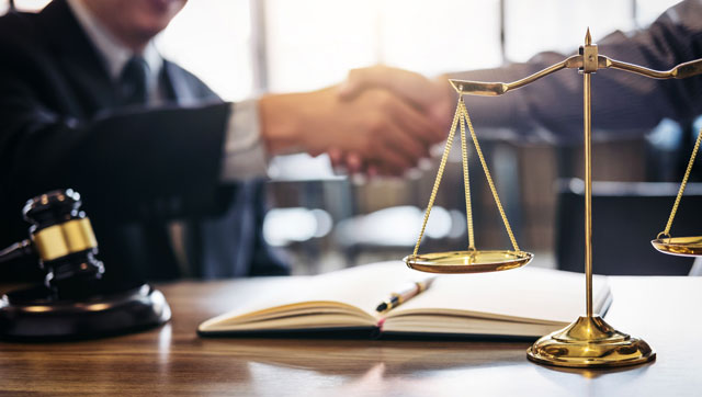 What To Consider When Choosing A Law Firm For Your Business