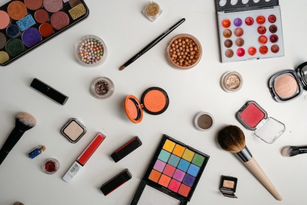 Does Packaging Play A Big Part in Cosmetic Product Sales
