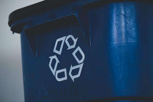 Recycling: A Beginner’s Guide for Businesses to Use Online 