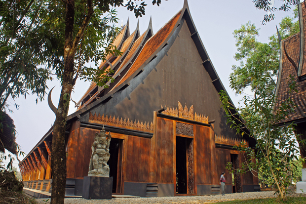 Casa-Negra-de-Chiang-Rai