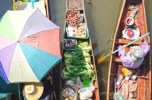 Mercados flotantes en Tailandia