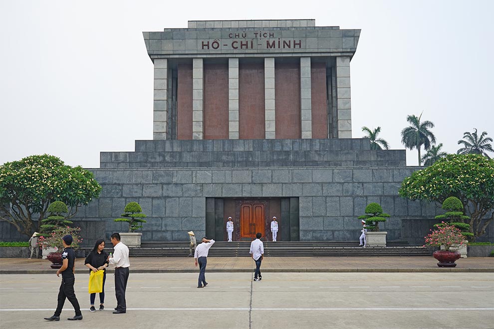 El Mausoleo de Ho Chi Minh en Hanoi