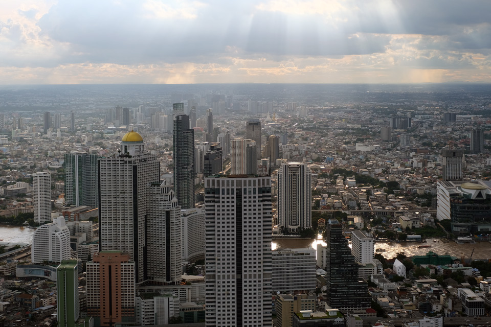 Skyline de Bangkok de día