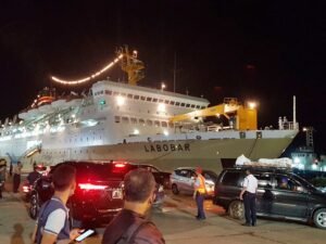 Tiket Kapal Sorong – Surabaya – KM Labobar