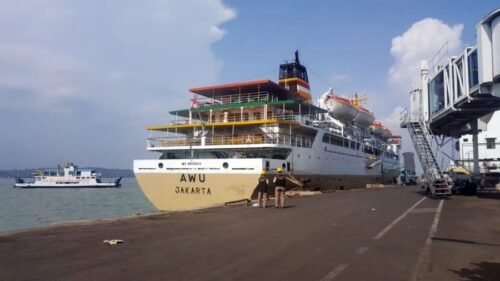 km awu - jadwal dan tiket kapal laut pelni kumai 2021 surabaya