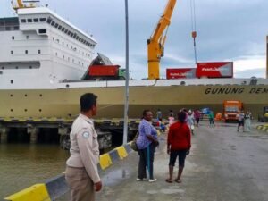 Tiket Kapal Sorong – Makassar – KM Gunung Dempo