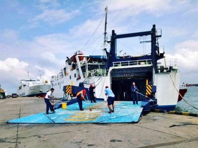km dharma ferry iii - jadwal kapal laut makassar batulicin