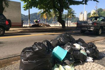 Com efetivo de 80% nas ruas, coleta de lixo deve melhorar em São Vicente