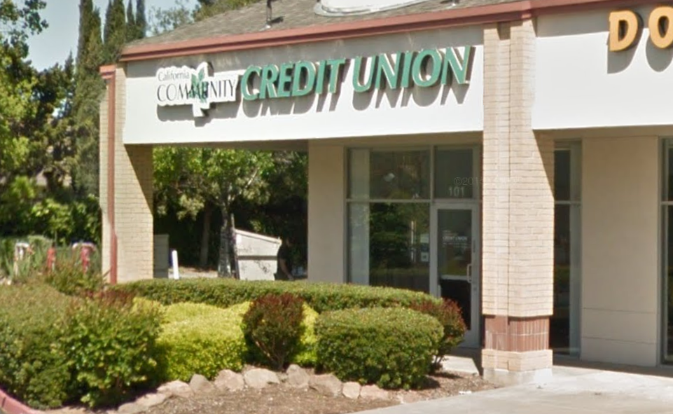 Police investigate credit union robbery in Elk Grove
