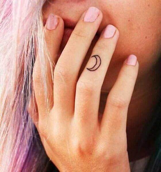 40 Best Finger Tattoo Ideas For Women | Unique Tattoo Designs For Female (35)