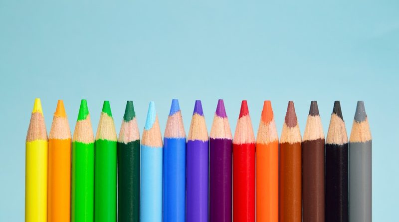 Art. colouring pencils