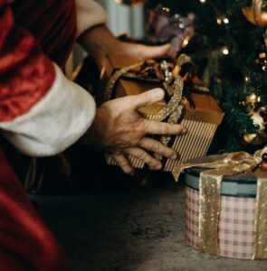 top-10-secret-santa-gift-ideas