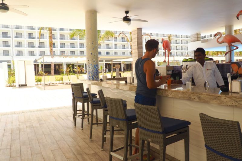 RIU Ahungalla hotel review - bars