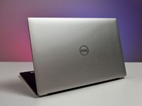 Add style and protection to your XPS 15 7590 with these great skins